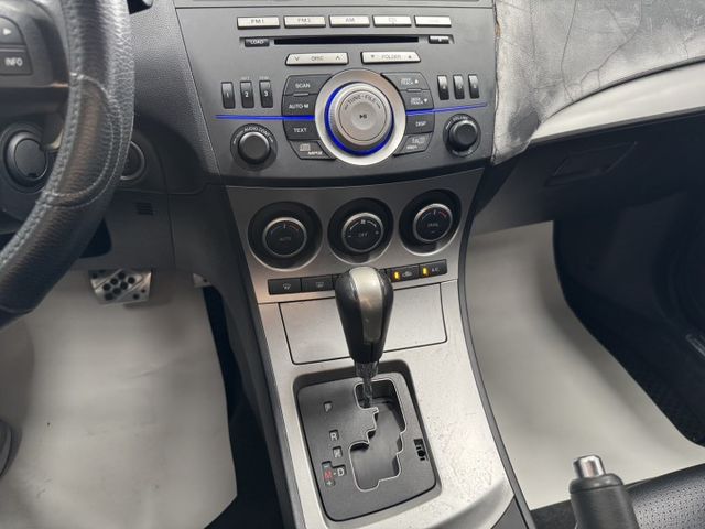 網友專屬優惠實施中~ 月繳4888輕鬆擁有~I-KEY、天窗、左右獨立空調、換檔撥片、後座分離傾倒 ~頂級版  第6張相片