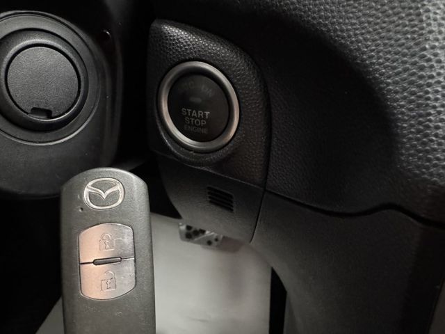 網友專屬優惠實施中~ 月繳4888輕鬆擁有~I-KEY、天窗、左右獨立空調、換檔撥片、後座分離傾倒 ~頂級版  第7張相片