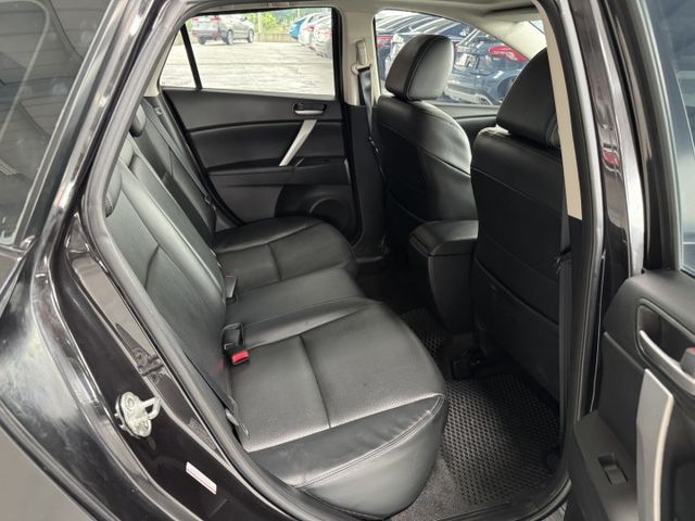 網友專屬優惠實施中~ 月繳4888輕鬆擁有~I-KEY、天窗、左右獨立空調、換檔撥片、後座分離傾倒 ~頂級版  第14張相片