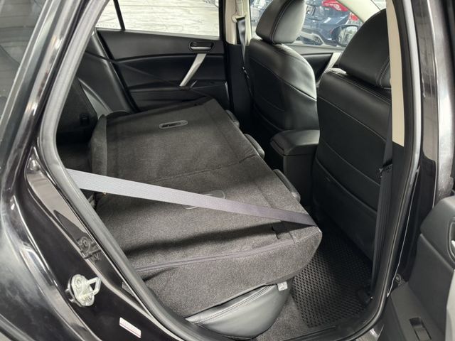 網友專屬優惠實施中~ 月繳4888輕鬆擁有~I-KEY、天窗、左右獨立空調、換檔撥片、後座分離傾倒 ~頂級版  第15張相片