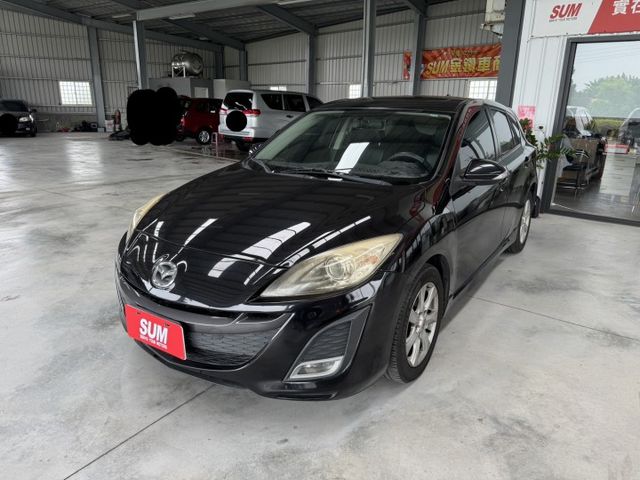 網友專屬優惠實施中~ 月繳4888輕鬆擁有~I-KEY、天窗、左右獨立空調、換檔撥片、後座分離傾倒 ~頂級版  第18張相片