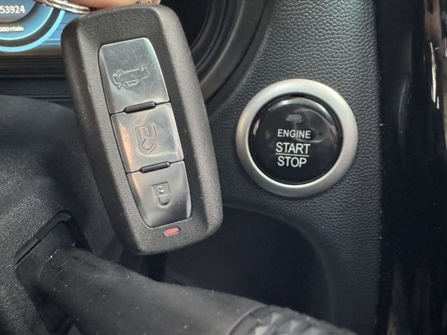 網友專屬優惠實施中 ~ I-KEY、定速、電動尾門、盲點偵測、恆溫空調、胎壓監控、後座分離傾倒 ! 可全貸 ~  第11張相片