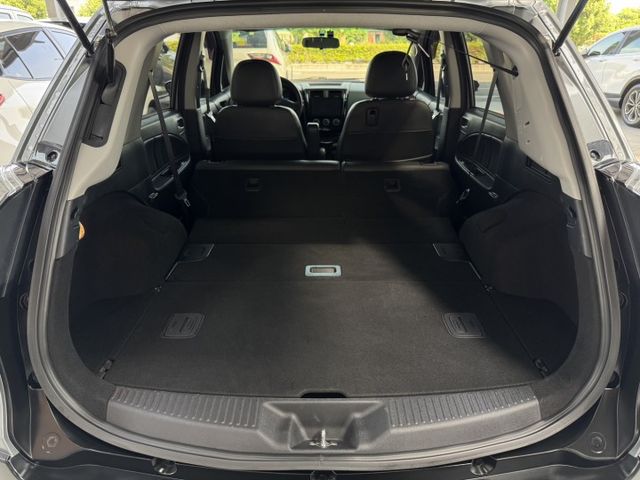 網友專屬優惠實施中 ~ I-KEY、定速、電動尾門、盲點偵測、恆溫空調、胎壓監控、後座分離傾倒 ! 可全貸 ~  第16張相片