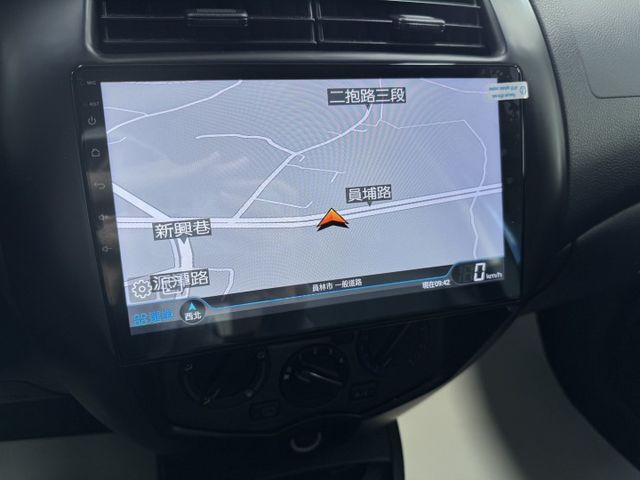 網友專屬優惠實施中 ~ 大螢幕安卓機、衛星導航、倒車顯影、ISOFIX、車頂行李架、後座分離傾倒 !  第7張相片