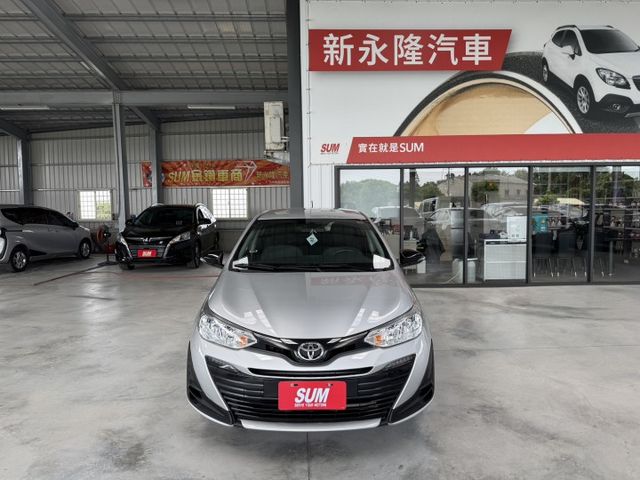 網友專屬優惠實施中 ~ TCS防滑、胎壓監控、倒車顯影、光感應頭燈、ISOFIX ~ 可以全額貸款 !  第1張相片