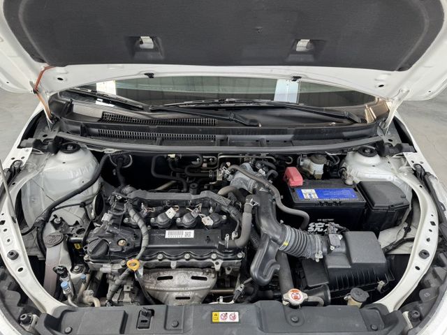 網友專屬優惠實施中 ~ TCS防滑、胎壓監控、倒車顯影、光感應頭燈、ISOFIX、後座分離傾倒 !  第12張相片