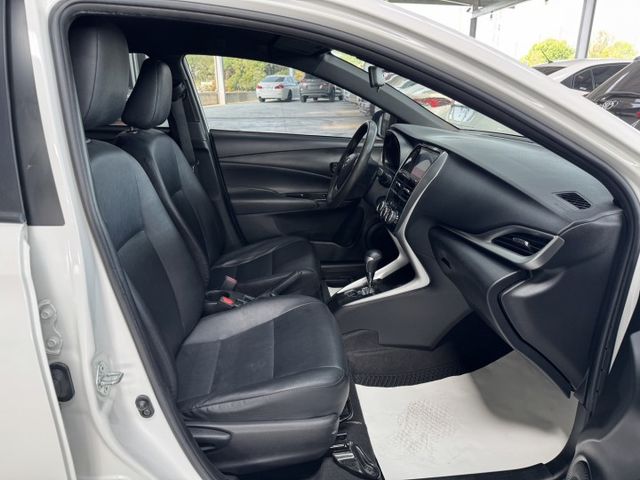 網友專屬優惠實施中 ~ TCS防滑、胎壓監控、倒車顯影、光感應頭燈、ISOFIX、後座分離傾倒 !  第18張相片