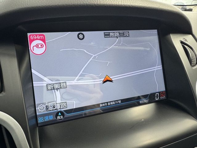 網友專屬優惠實施中 ~ 大螢幕安卓機、定速、TCS防滑、胎壓監控、光感應頭燈、後座分離傾倒 !  第6張相片