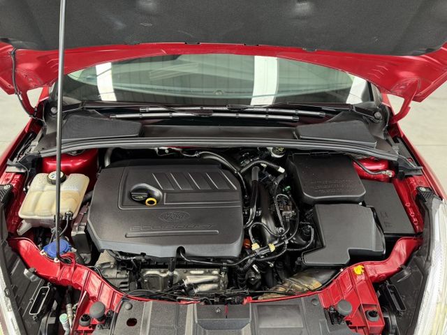 網友專屬優惠實施中 ~ 大螢幕安卓機、定速、TCS防滑、胎壓監控、光感應頭燈、後座分離傾倒 !  第13張相片