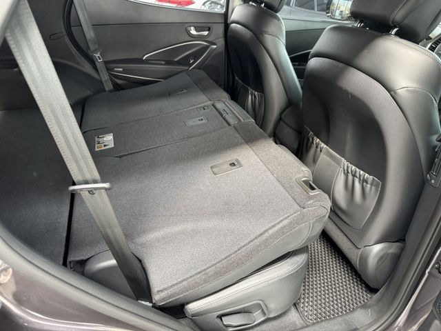 柴油 ~ 客貨兩用 ! 定速、TCS防滑、左右獨立空調、光感應頭燈、ISOFIX、後座分離傾倒 ! 可全貸 ~  第15張相片