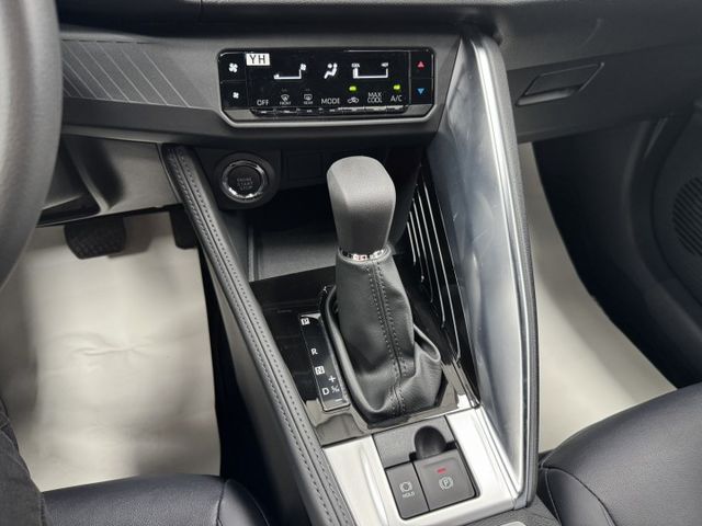 全新73.5萬領牌車~賣你二手價~僅跑3公里 ~免鑰匙~跟車~煞停~ 原廠四年12萬公里保固，現車不用等，錯過不再 ~  第6張相片