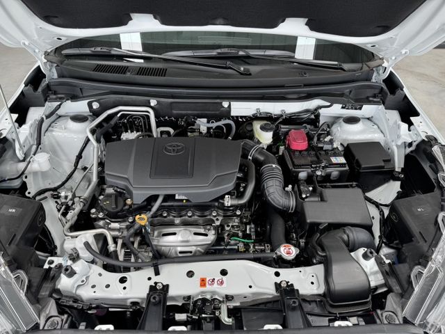 全新73.5萬領牌車~賣你二手價~僅跑3公里 ~免鑰匙~跟車~煞停~ 原廠四年12萬公里保固，現車不用等，錯過不再 ~  第11張相片