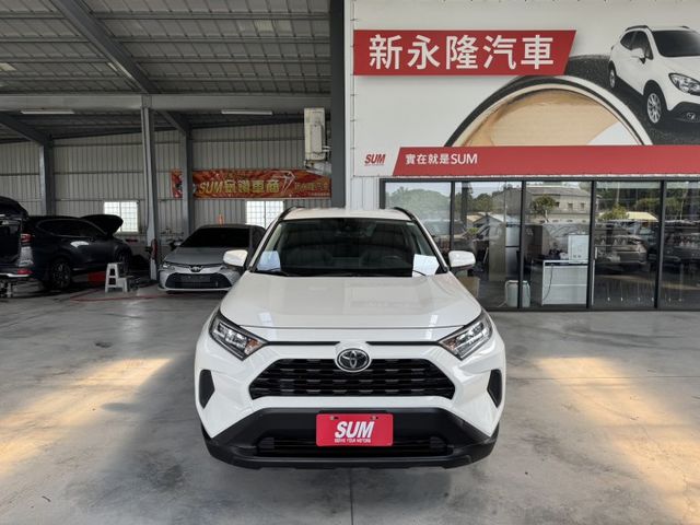 網友專屬優惠實施中 ~ 定速、ACC、車偏、煞停、胎壓監控、TCS防滑、後座出風口、後座分離傾倒 !  第1張相片