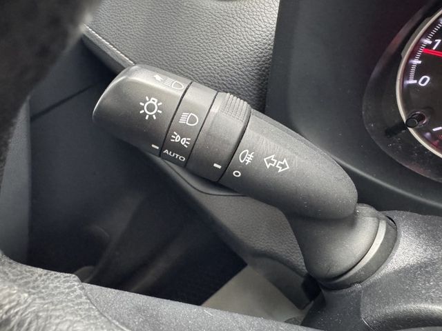 網友專屬優惠實施中 ~ 定速、ACC、車偏、煞停、胎壓監控、TCS防滑、後座出風口、後座分離傾倒 !  第9張相片