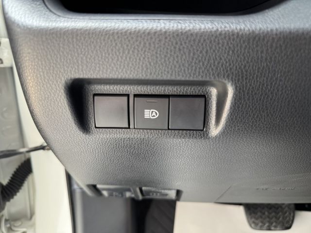 網友專屬優惠實施中 ~ 定速、ACC、車偏、煞停、胎壓監控、TCS防滑、後座出風口、後座分離傾倒 !  第10張相片