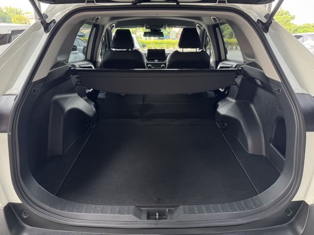 網友專屬優惠實施中 ~ 定速、ACC、車偏、煞停、胎壓監控、TCS防滑、後座出風口、後座分離傾倒 !  第15張相片