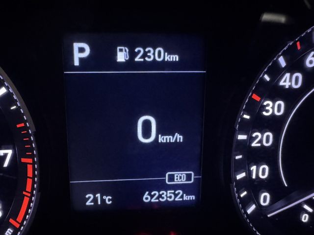 僅跑六萬多 !  TCS防滑、胎壓監控、光感應頭燈、ISOFIX、後座分離傾倒 ! 可以全額貸款 ~  第8張相片