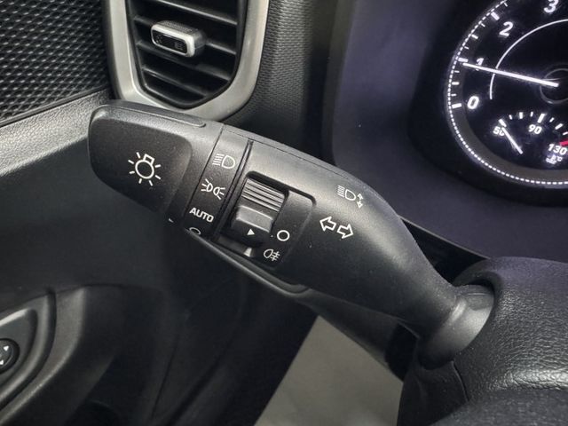 網友專屬優惠實施中 ~ 大螢幕安卓機、TCS防滑、胎壓監控、倒車顯影、光感應頭燈、後座分離傾倒 !  第10張相片