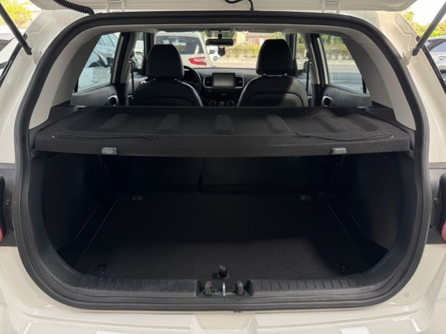 網友專屬優惠實施中 ~ 大螢幕安卓機、TCS防滑、胎壓監控、倒車顯影、光感應頭燈、後座分離傾倒 !  第16張相片