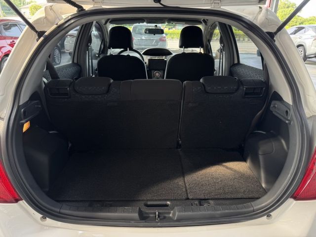 代步首選 ~ 大螢幕安卓機、恆溫空調、衛星導航、倒車顯影、ISOFIX、後座分離傾倒 !  第15張相片