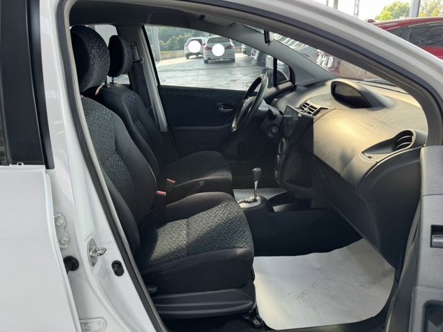 代步首選 ~ 大螢幕安卓機、恆溫空調、衛星導航、倒車顯影、ISOFIX、後座分離傾倒 !  第19張相片