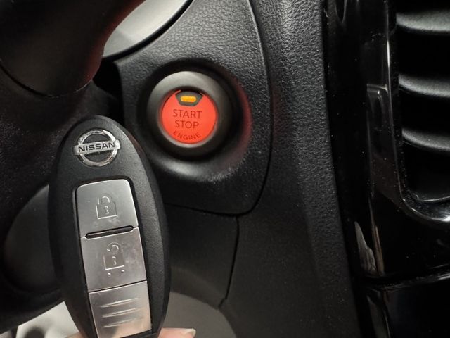 網友專屬優惠實施中 ~ I-KEY、定速、TCS防滑、胎壓監控、恆溫空調、ISOFIX、後座分離傾倒~僅跑14萬  第10張相片