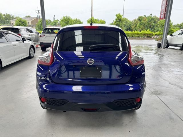 網友專屬優惠實施中 ~ I-KEY、定速、TCS防滑、胎壓監控、恆溫空調、ISOFIX、後座分離傾倒~僅跑14萬  第14張相片