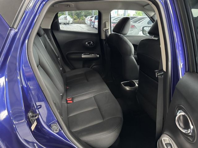 網友專屬優惠實施中 ~ I-KEY、定速、TCS防滑、胎壓監控、恆溫空調、ISOFIX、後座分離傾倒~僅跑14萬  第18張相片