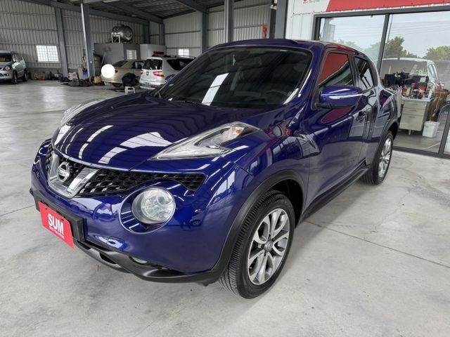 網友專屬優惠實施中 ~ I-KEY、定速、TCS防滑、胎壓監控、恆溫空調、ISOFIX、後座分離傾倒~僅跑14萬  第20張相片