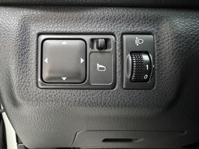 小車大空間 ~ 就是愛白車 ! 大螢幕安卓機、胎壓監控、倒車顯影、ISOFIX、車頂行李架、後座分離傾倒 ~  第11張相片