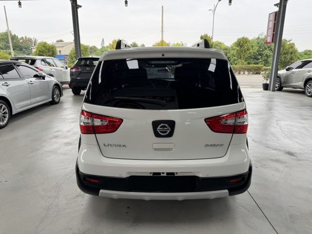 小車大空間 ~ 就是愛白車 ! 大螢幕安卓機、胎壓監控、倒車顯影、ISOFIX、車頂行李架、後座分離傾倒 ~  第14張相片