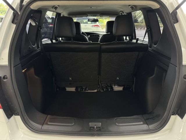 小車大空間 ~ 就是愛白車 ! 大螢幕安卓機、胎壓監控、倒車顯影、ISOFIX、車頂行李架、後座分離傾倒 ~  第15張相片