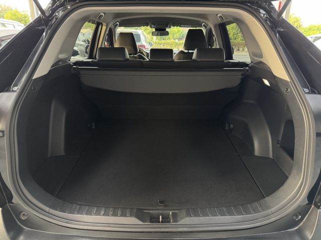 網友專屬優惠實施中 ~ 定速、ACC、車偏、TCS防滑、胎壓監控、後座出風口、後座分離傾倒 ! 可全貸 ~  第13張相片