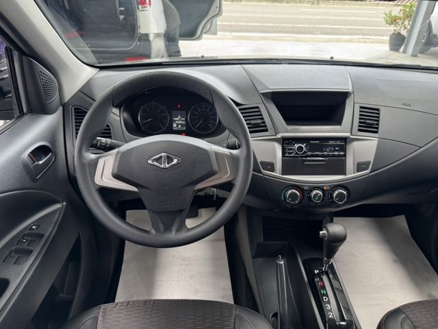 便宜一樣有好貨~歡迎比較~可以全額貸~ TCS防滑、胎壓監控、倒車顯影、光感應頭燈 !  第4張相片