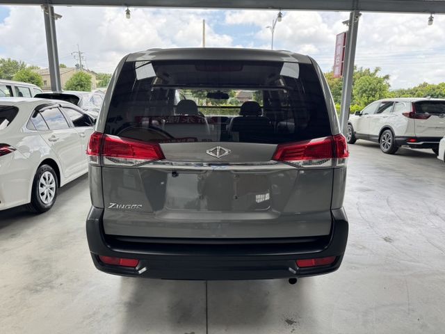 便宜一樣有好貨~歡迎比較~可以全額貸~ TCS防滑、胎壓監控、倒車顯影、光感應頭燈 !  第13張相片