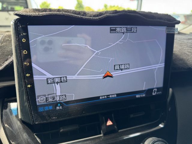 就是愛白車 ! 定速、ACC、車道偏離警示、自動緊急煞車、TCS防滑、胎壓監控、後座分離傾倒 !  第6張相片