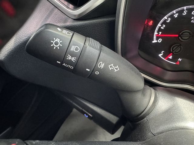 就是愛白車 ! 定速、ACC、車道偏離警示、自動緊急煞車、TCS防滑、胎壓監控、後座分離傾倒 !  第12張相片