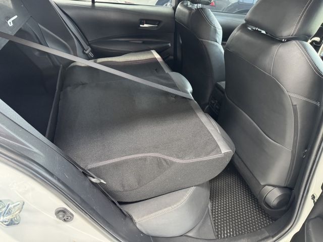 就是愛白車 ! 定速、ACC、車道偏離警示、自動緊急煞車、TCS防滑、胎壓監控、後座分離傾倒 !  第18張相片