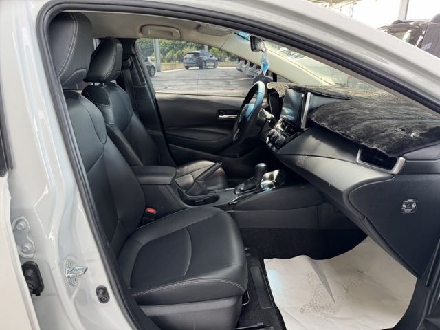 就是愛白車 ! 定速、ACC、車道偏離警示、自動緊急煞車、TCS防滑、胎壓監控、後座分離傾倒 !  第20張相片