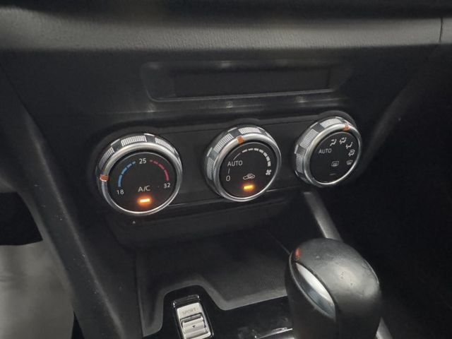 網友專屬優惠實施中~ I-KEY、定速、TCS防滑、胎壓監控、恆溫空調、ISOFIX、後座分離傾倒 ! 僅跑11萬 ~  第8張相片