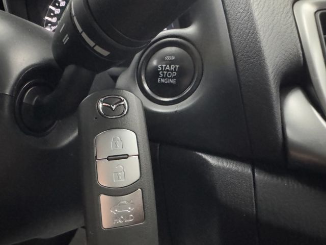 網友專屬優惠實施中~ I-KEY、定速、TCS防滑、胎壓監控、恆溫空調、ISOFIX、後座分離傾倒 ! 僅跑11萬 ~  第11張相片