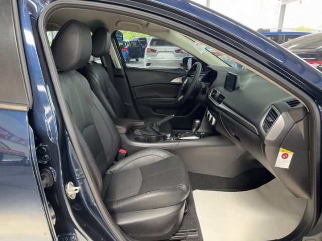 網友專屬優惠實施中~ I-KEY、定速、TCS防滑、胎壓監控、恆溫空調、ISOFIX、後座分離傾倒 ! 僅跑11萬 ~  第19張相片