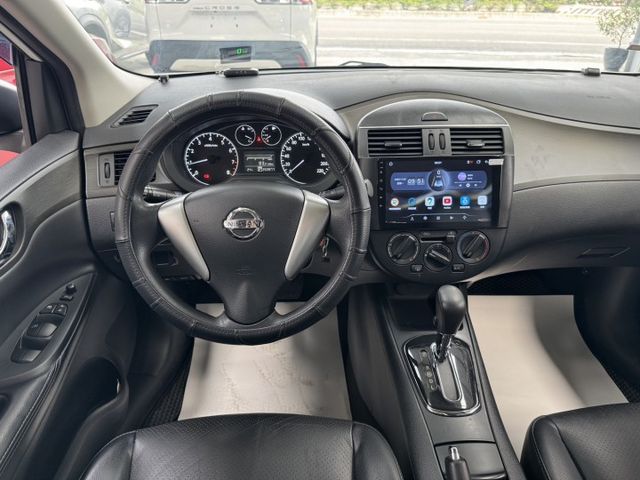 買車免求人~月繳6000輕鬆開回家 ~大螢幕安卓機、抬頭顯示器、後座分離傾倒、後座出風口 !  第5張相片