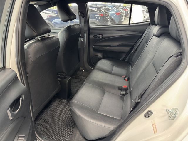 便宜一樣有好貨~月繳5888輕鬆開回家 ~ TCS防滑、胎壓監控、光感應頭燈、倒車顯影、ISOFIX、後座分離傾倒 !  第3張相片