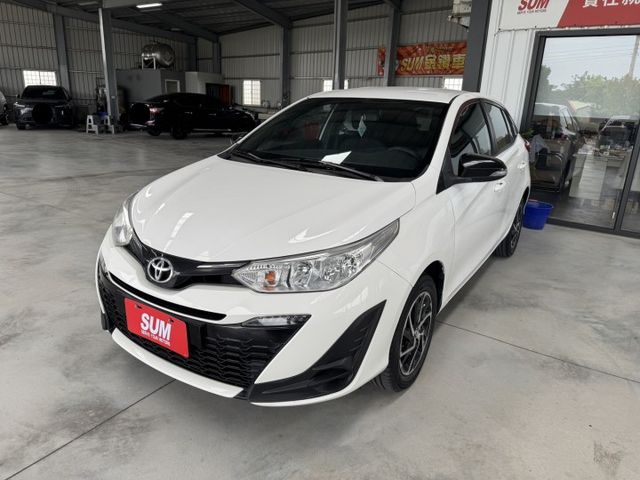 便宜一樣有好貨~月繳5888輕鬆開回家 ~ TCS防滑、胎壓監控、光感應頭燈、倒車顯影、ISOFIX、後座分離傾倒 !  第19張相片