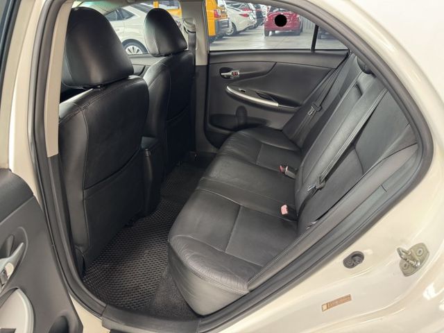 買車免求人~月繳4888輕鬆擁有~ 定速、大螢幕安卓機、恆溫空調、衛星導航、倒車顯影、天窗、後座分離傾倒 !  第3張相片