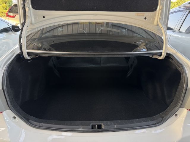 買車免求人~月繳4888輕鬆擁有~ 定速、大螢幕安卓機、恆溫空調、衛星導航、倒車顯影、天窗、後座分離傾倒 !  第15張相片