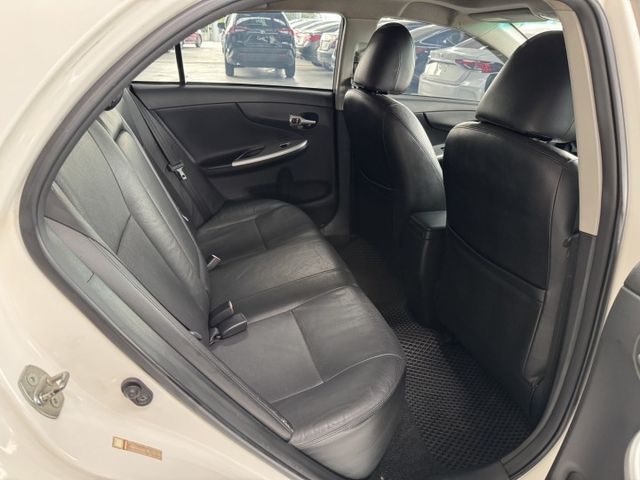 買車免求人~月繳4888輕鬆擁有~ 定速、大螢幕安卓機、恆溫空調、衛星導航、倒車顯影、天窗、後座分離傾倒 !  第17張相片