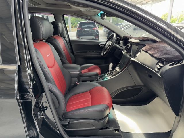 網友專屬優惠實施中~6安 天窗 免鑰匙運動版~僅跑10萬  第20張相片