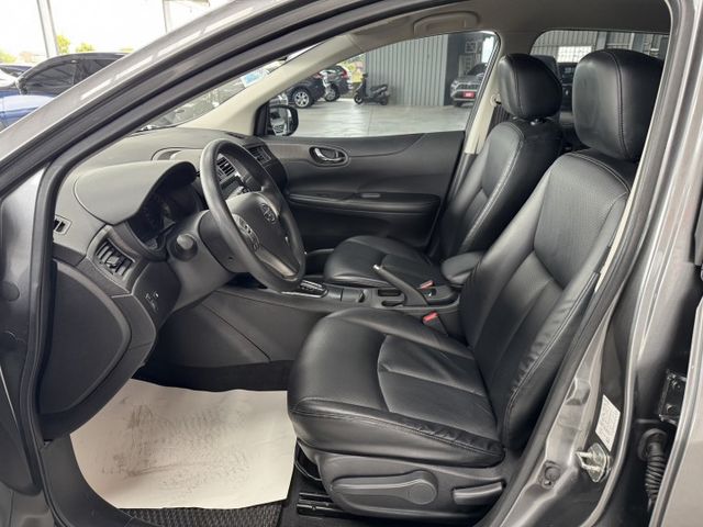 網友專屬優惠實施中~ TCS防滑、胎壓監控、倒車顯影、光感應頭燈、ISOFIX、後座出風口、後座分離傾倒  第2張相片